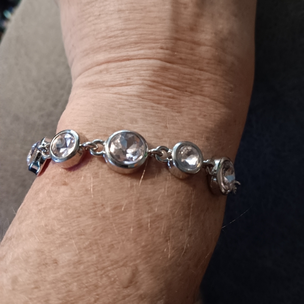 Elegant Silver Bracelet with Light Pink Clear Stones